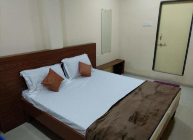 Hotel Abhimanyu Pachmarhī Εξωτερικό φωτογραφία